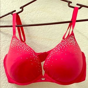 Victoria Secret 38C Plunge Bra